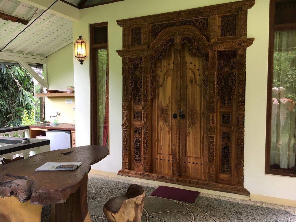 Hotel White Lotus Oasis Ubud Esterno foto
