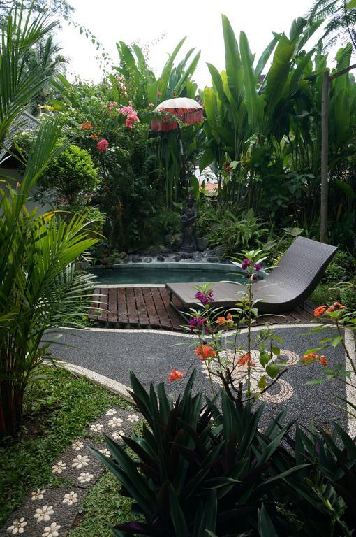 Hotel White Lotus Oasis Ubud Esterno foto